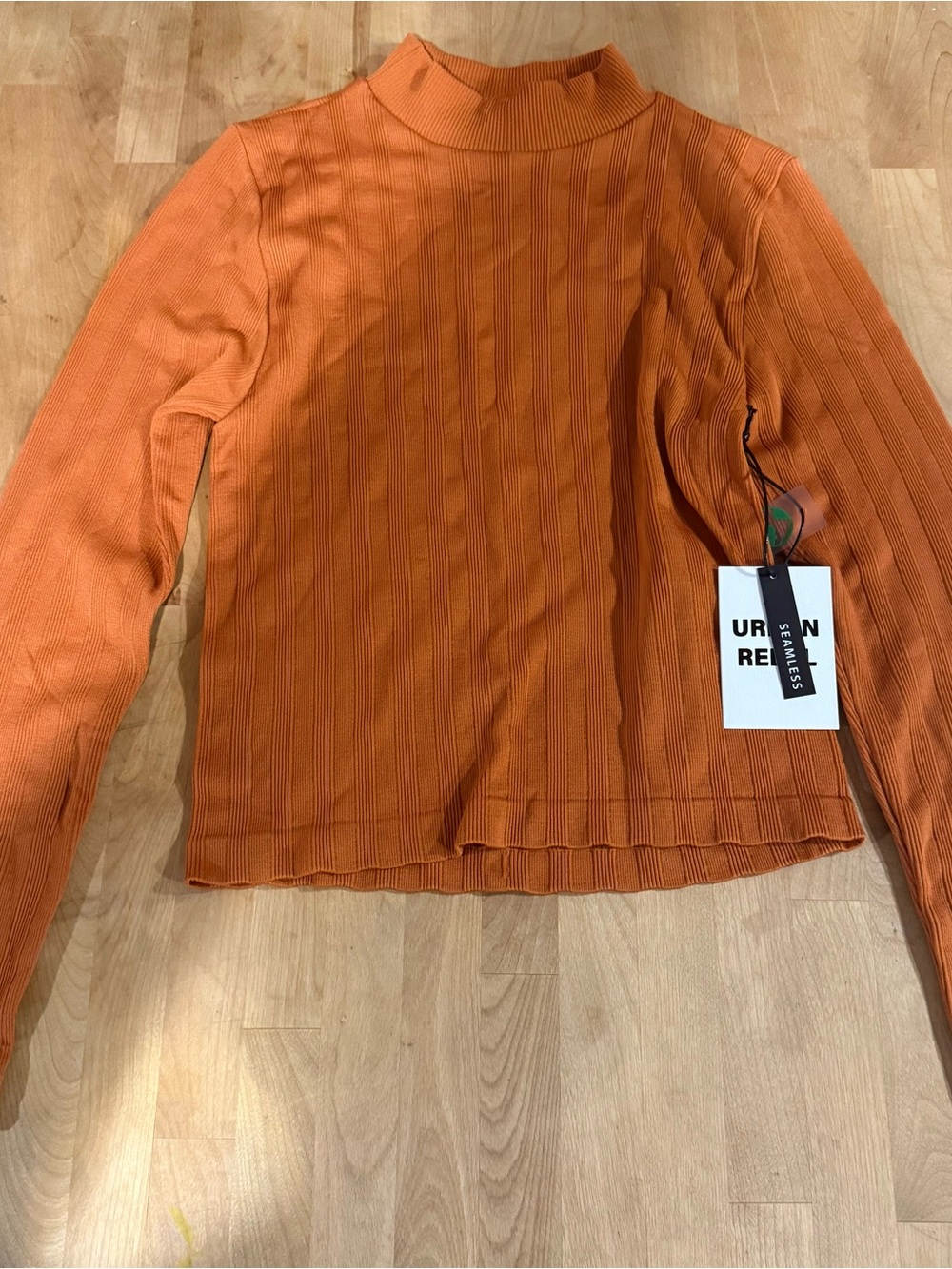 NWT Urban Rebel Orange Ribbed Mock Neck Long-Sleeve Top Size Small